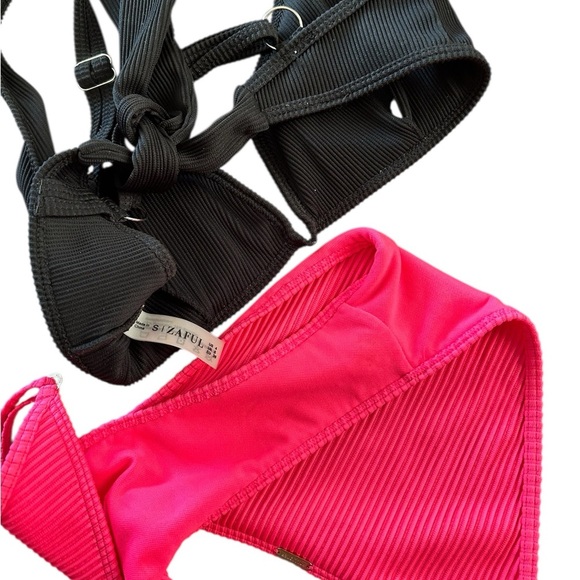 Hollister Black and Pink Bikini Set with Tie-Front and High-Cut Design - Picture 4 of 5